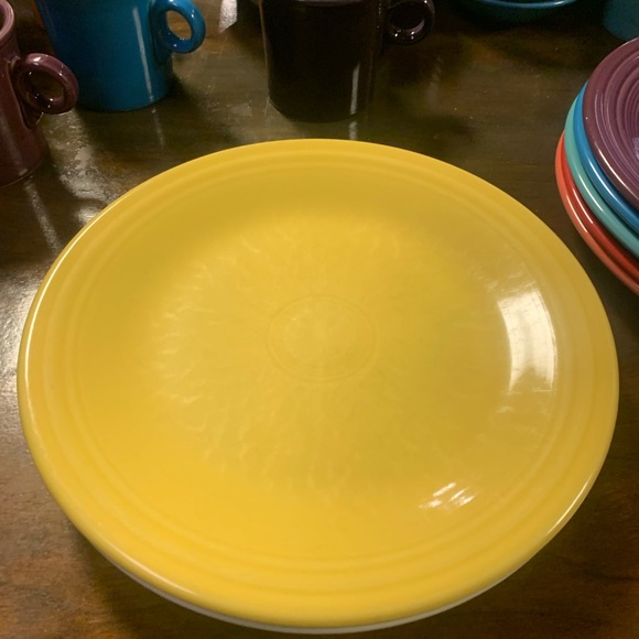 (5) Fiestaware 10.5” Round Dinner Plates - Picture 5 of 6